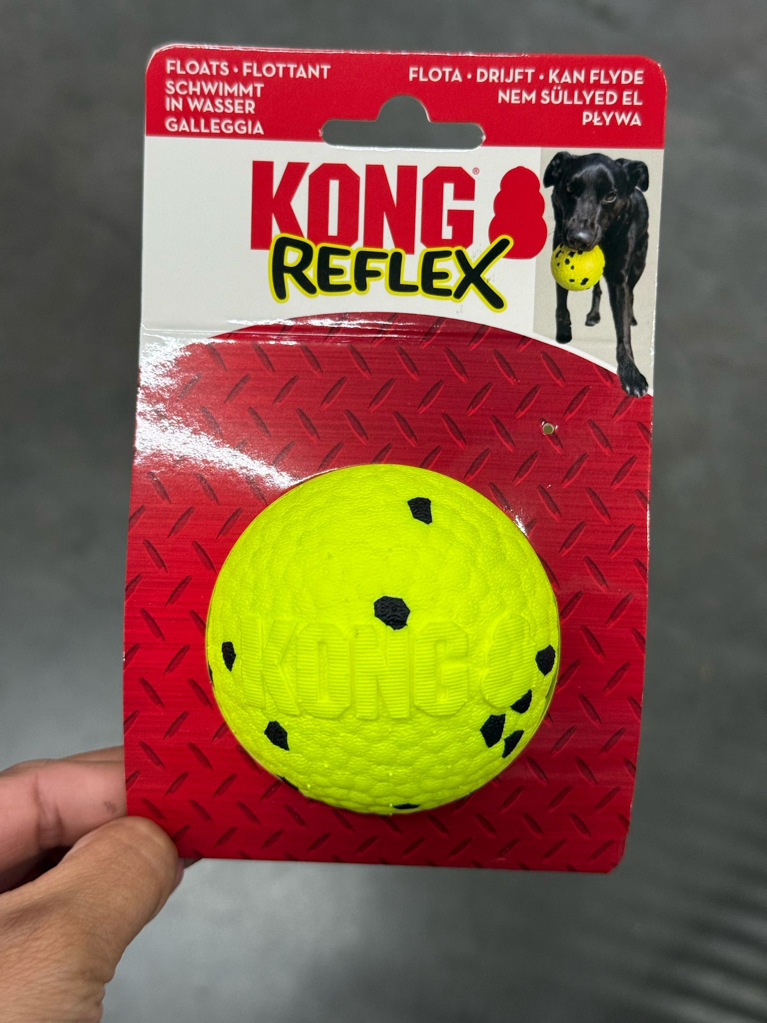 De product foto voor Kong Reflex Bal Geel