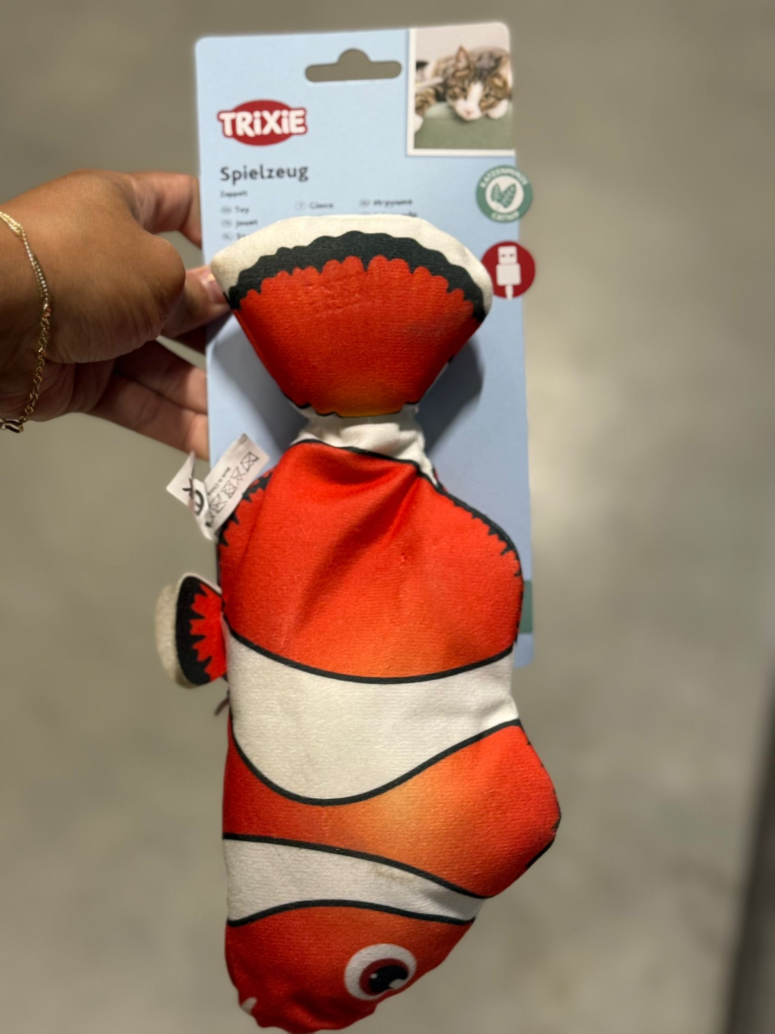 De derde product foto voor Trixie Spartel Vis Stof Catnip Oranje