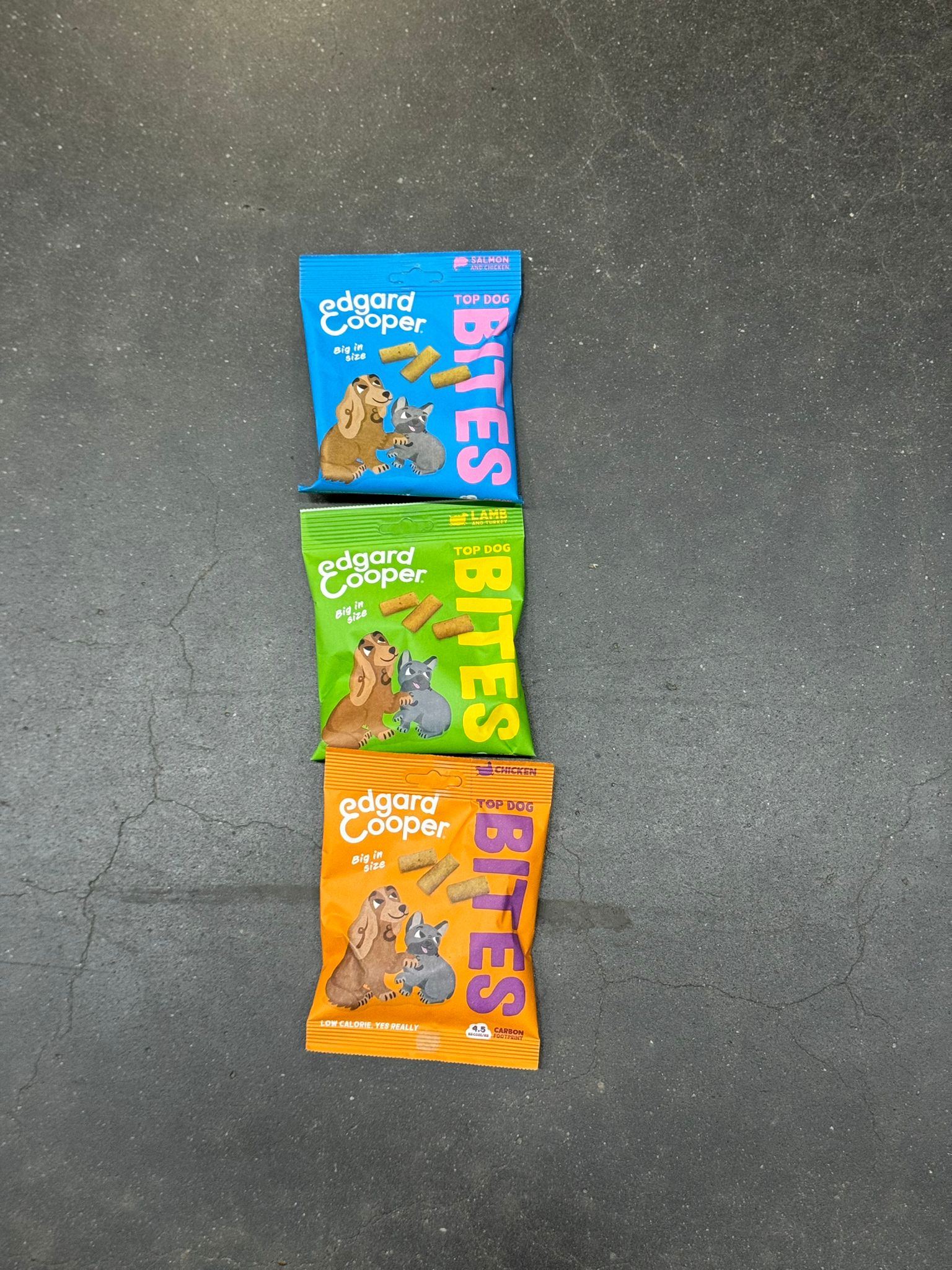 De vierde product foto voor Edgard & Cooper bites small