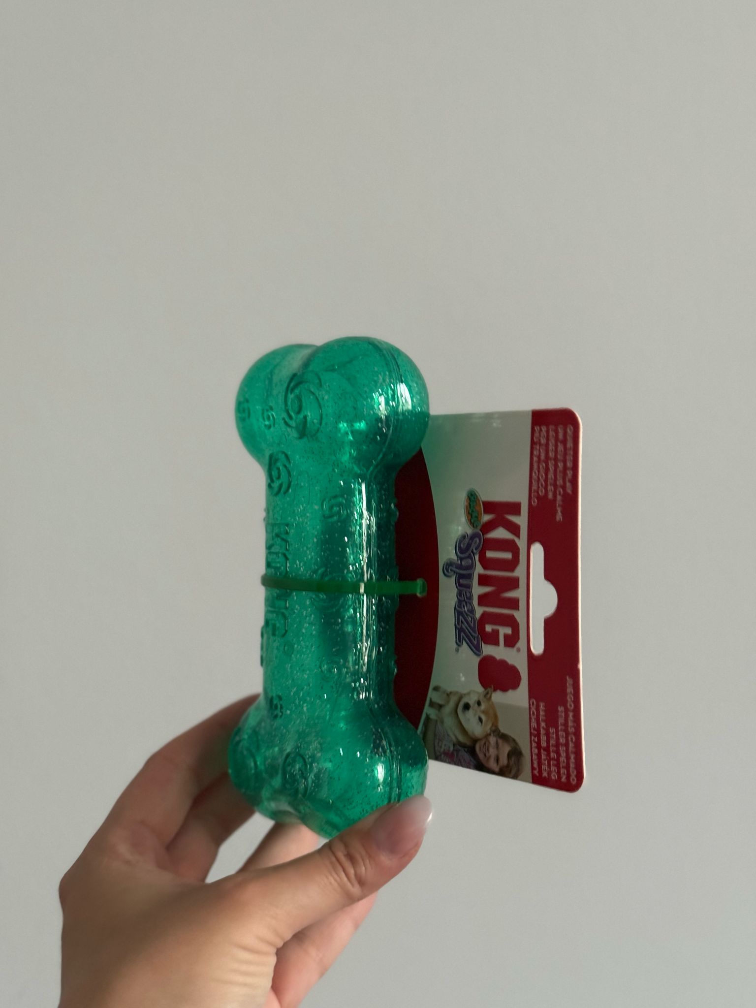 De eerste product foto voor het gerelateerde product Kong Squeezz crackle bone