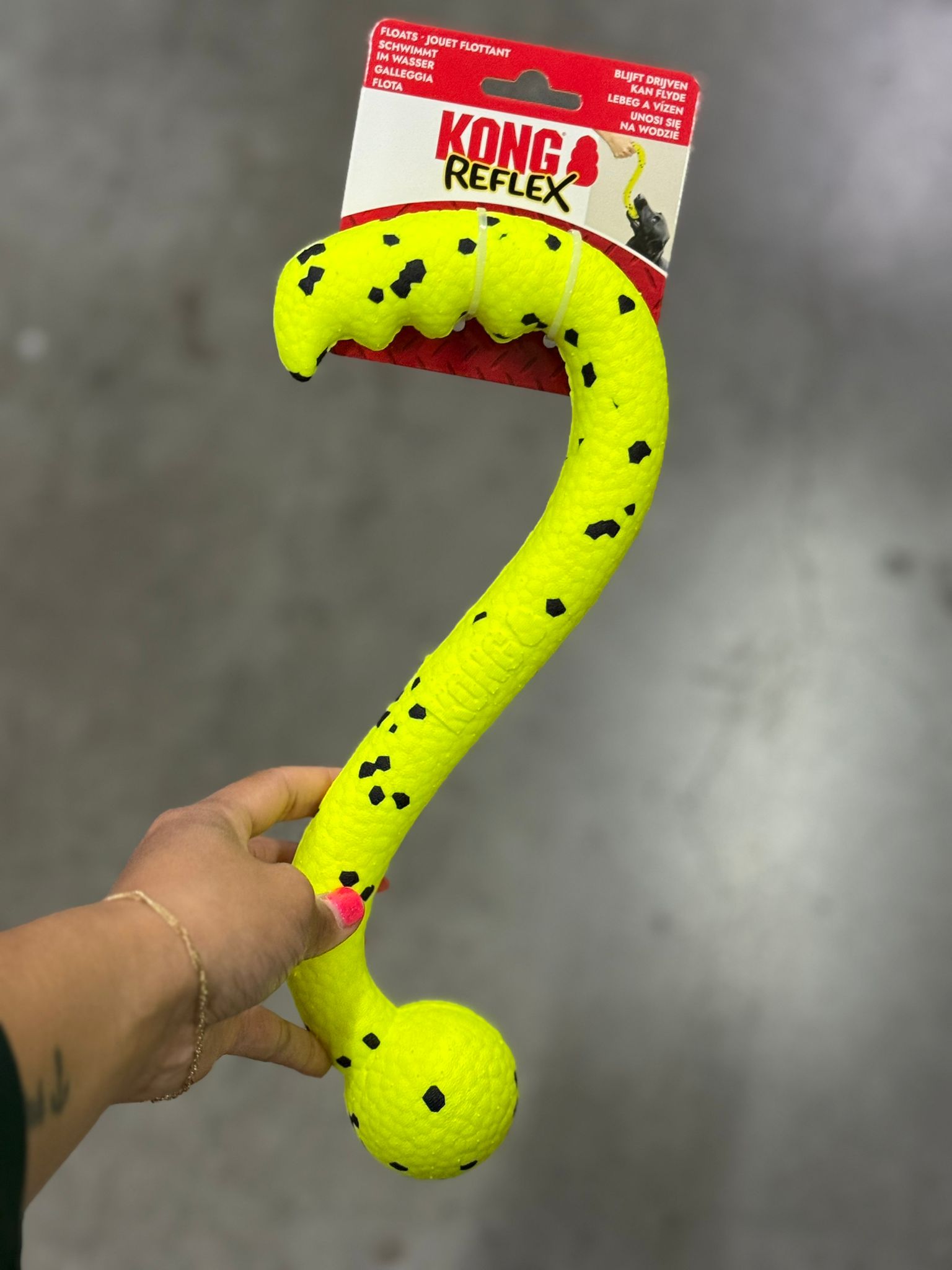 De derde product foto voor Kong Reflex Tug 'N' Fetch