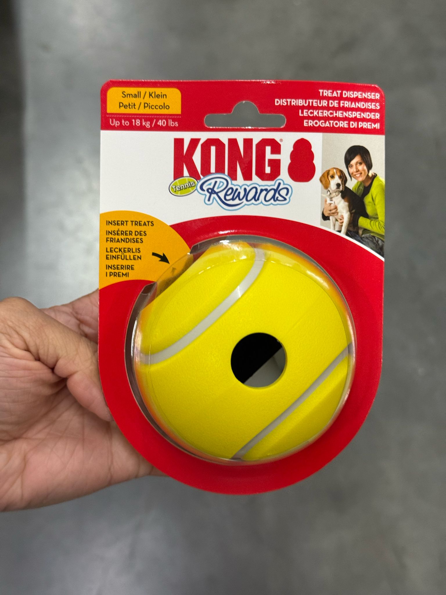 De tweede product foto voor Kong Rewards Tennisbal