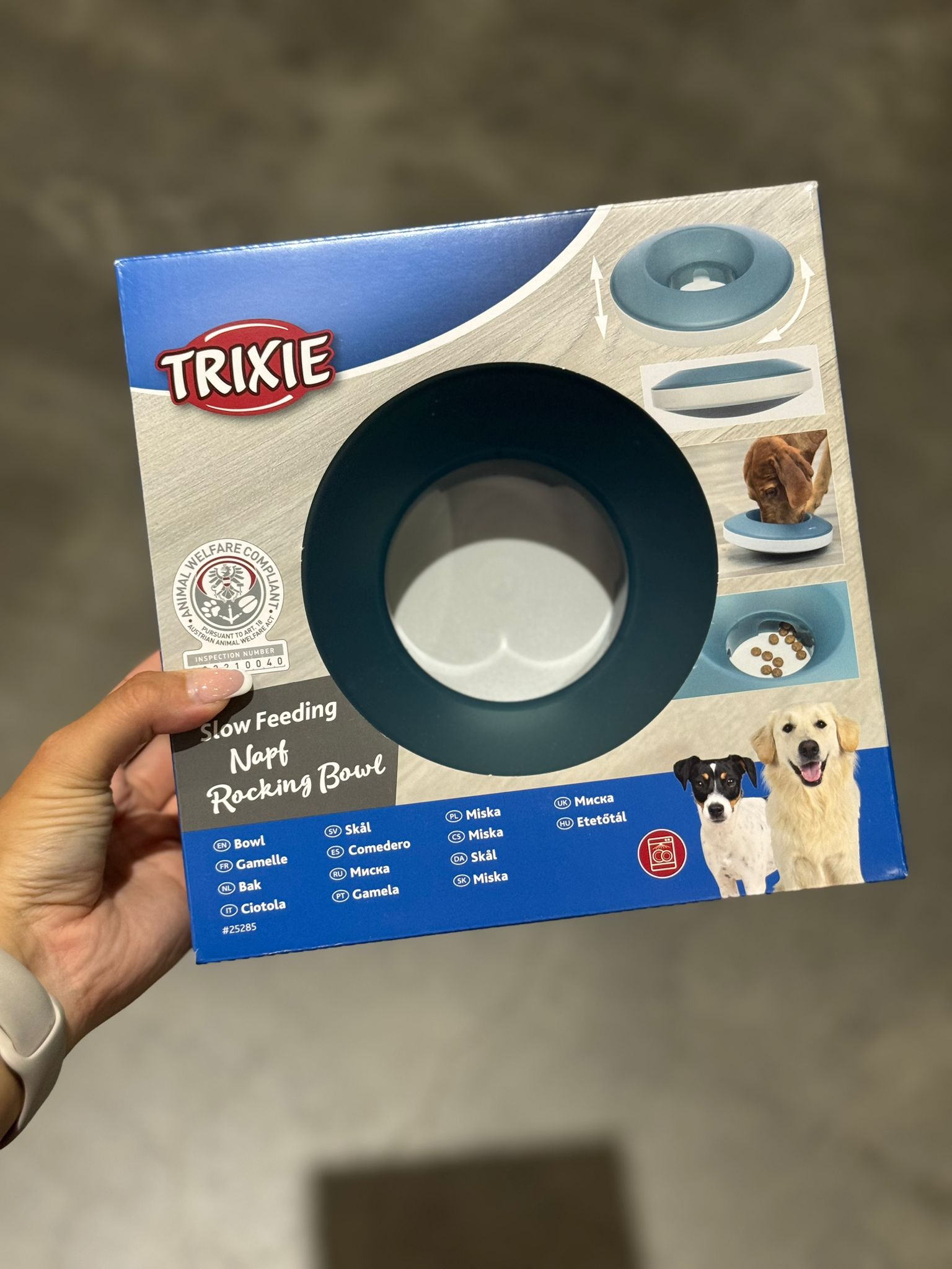 De derde product foto voor Trixie Slowfeeding Rocking Bowl Kunststof / Trp Grijs / Blauw