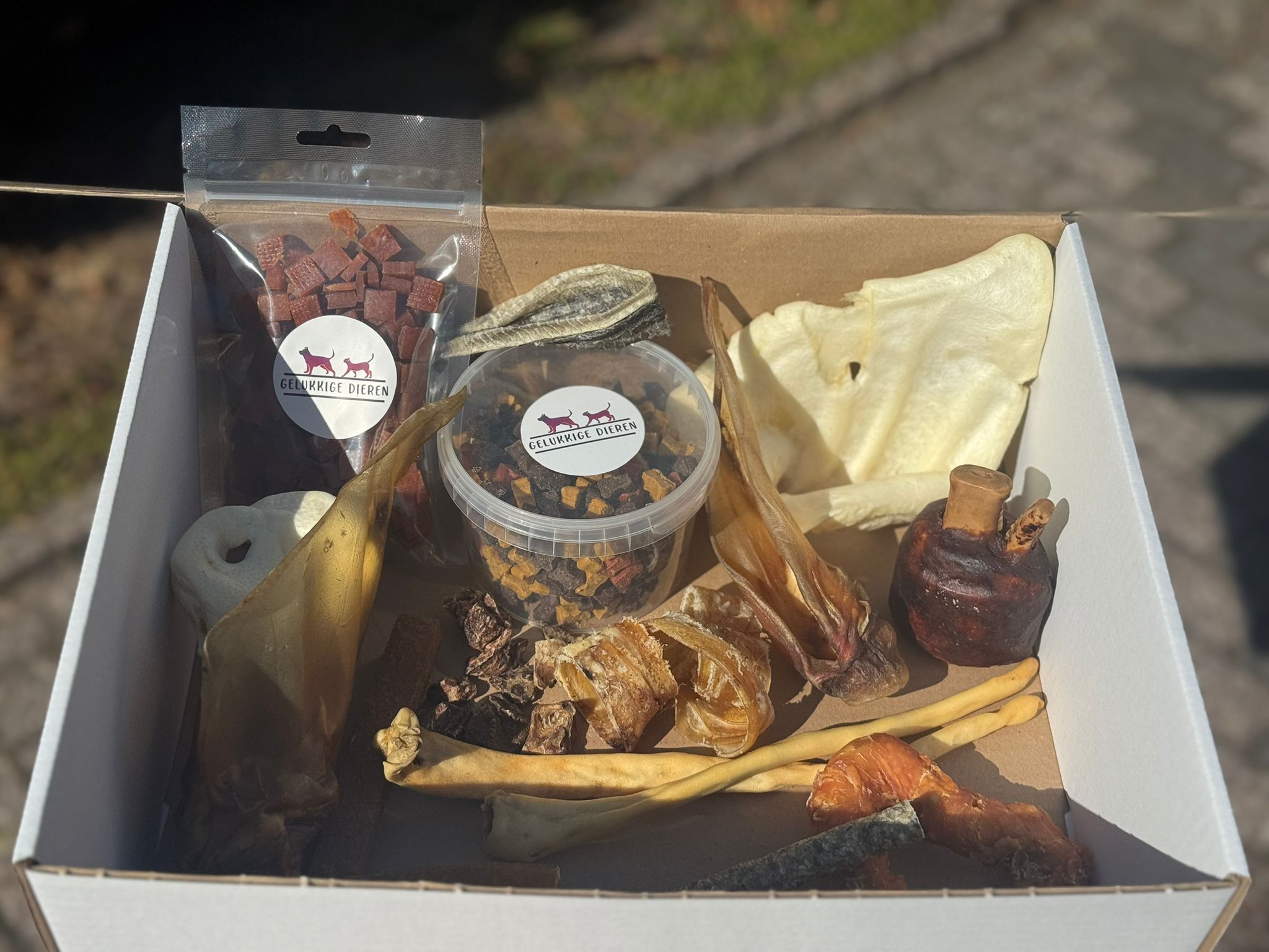 De product foto voor Gelukkige Dieren Snackpakket 