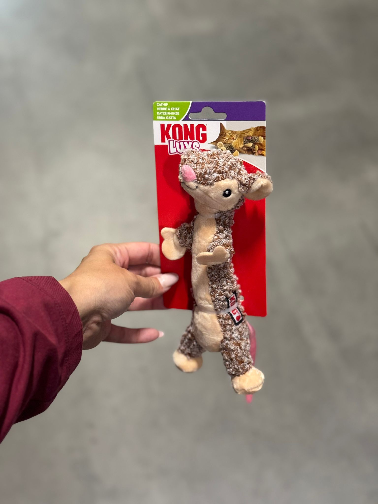 De tweede product foto voor Kong Cat Luvs Muis