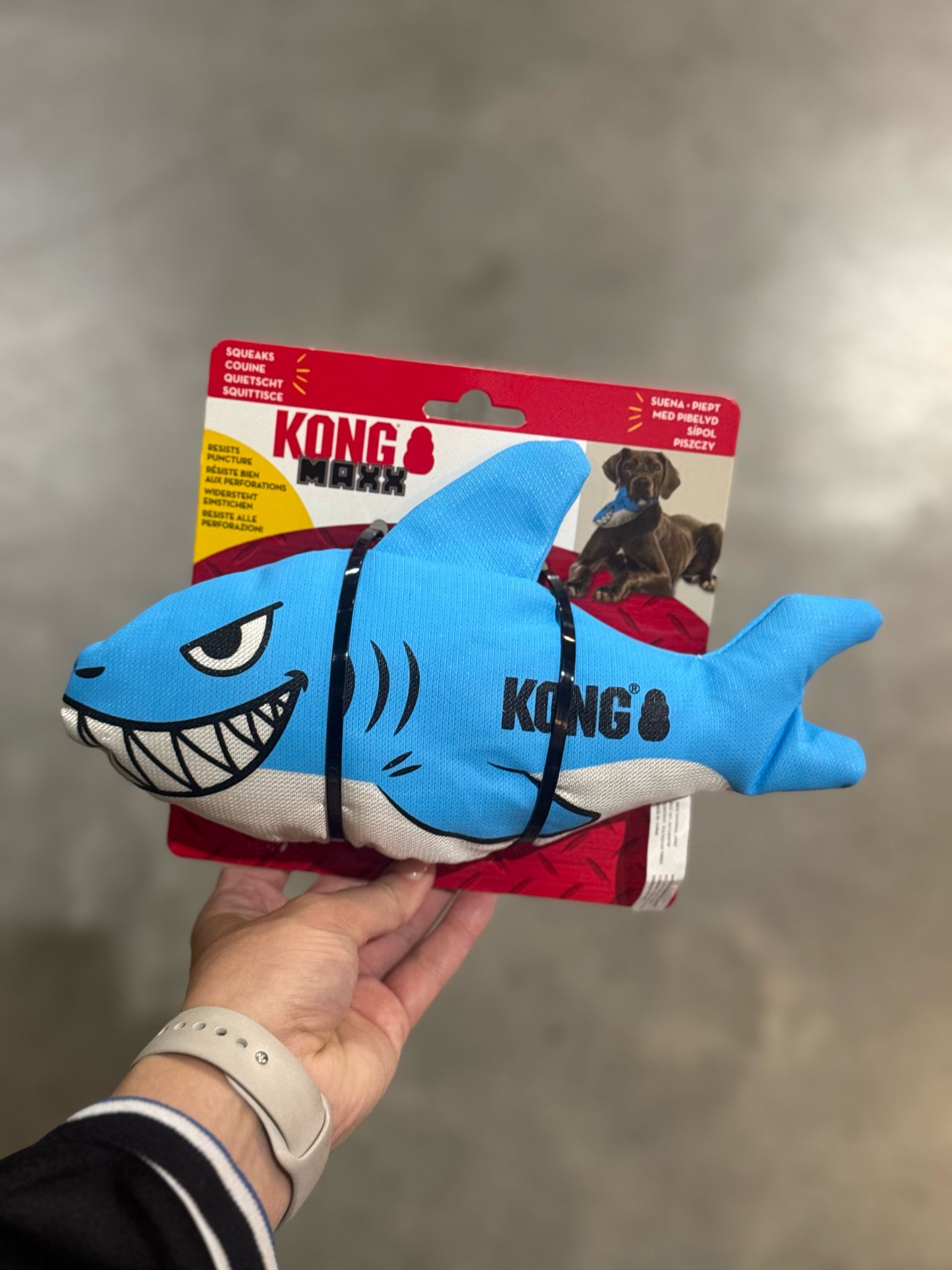 De tweede product foto voor Kong Maxx Haai