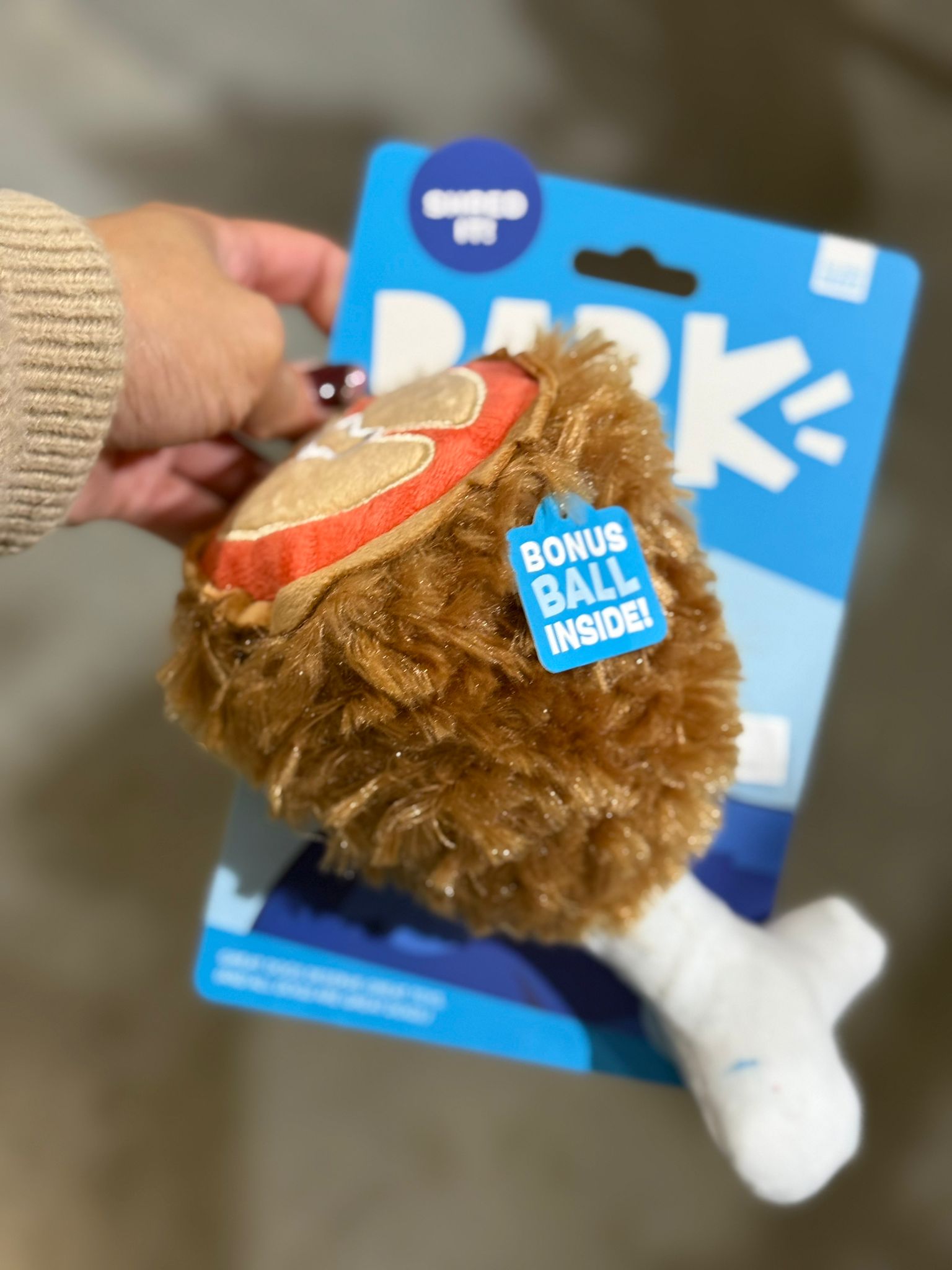 De tweede product foto voor BARK Tavern Turkey kalkoenpoot + bal