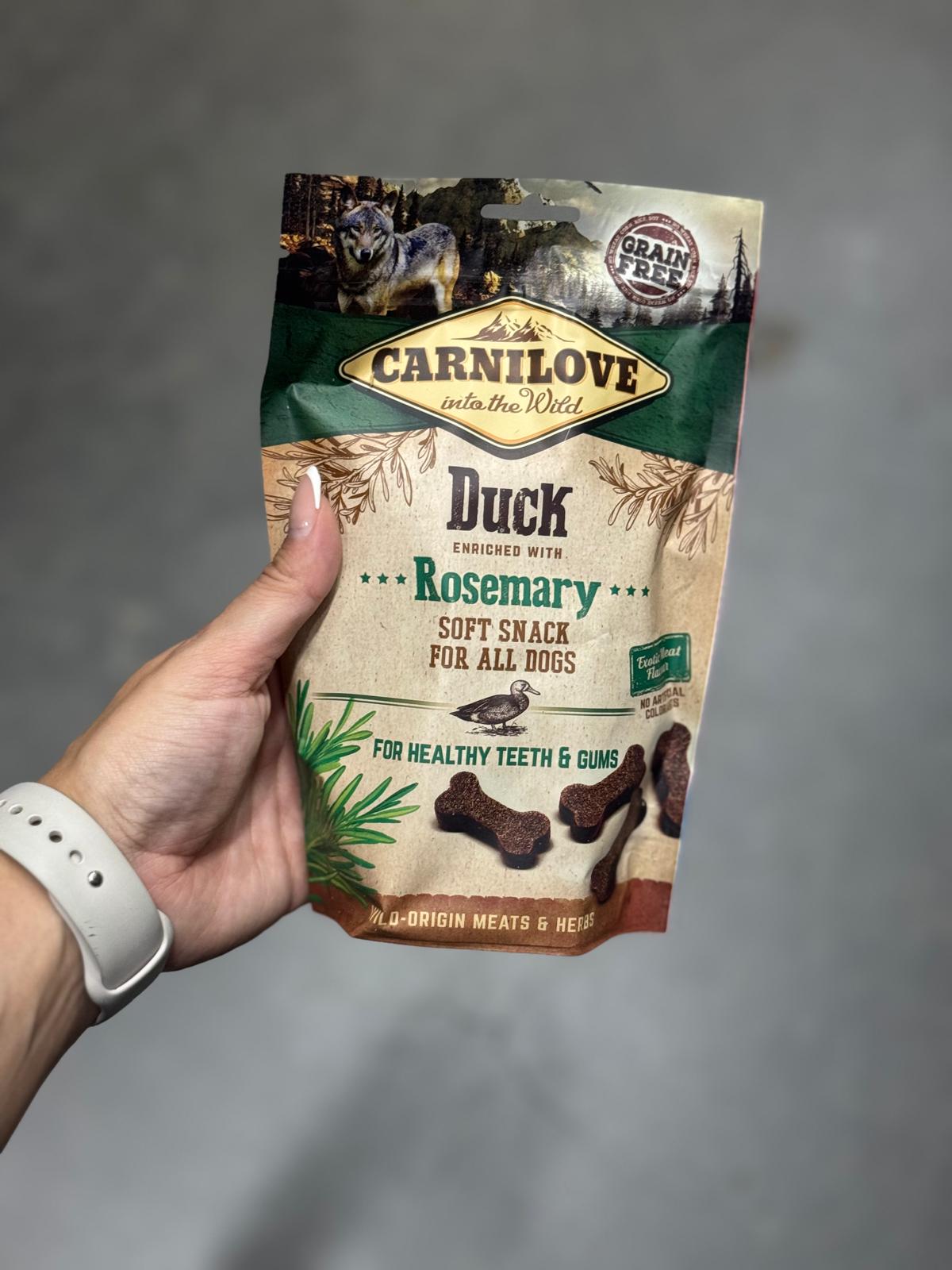 De tweede product foto voor Carnilove Soft Snack Eend / Rozemarijn