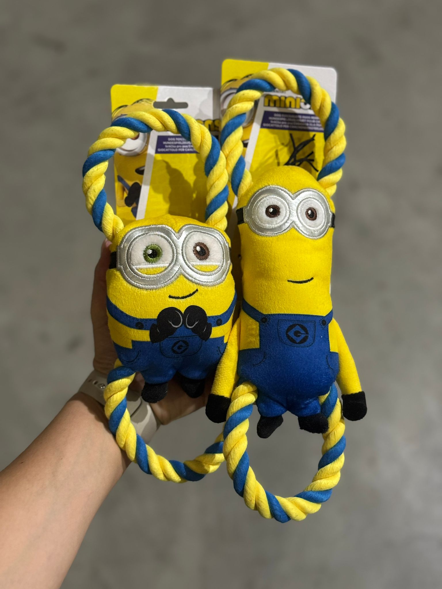 De derde product foto voor Minion pluche Bob