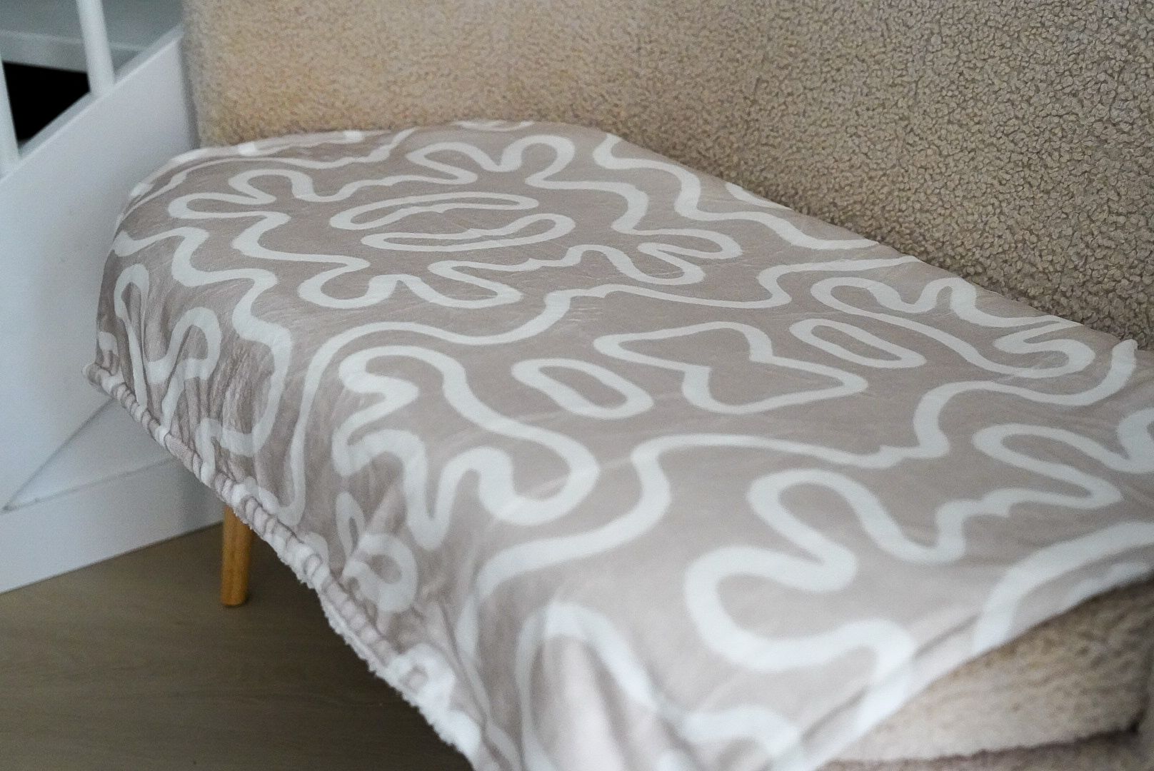 De tweede product foto voor Boho hondendekentje