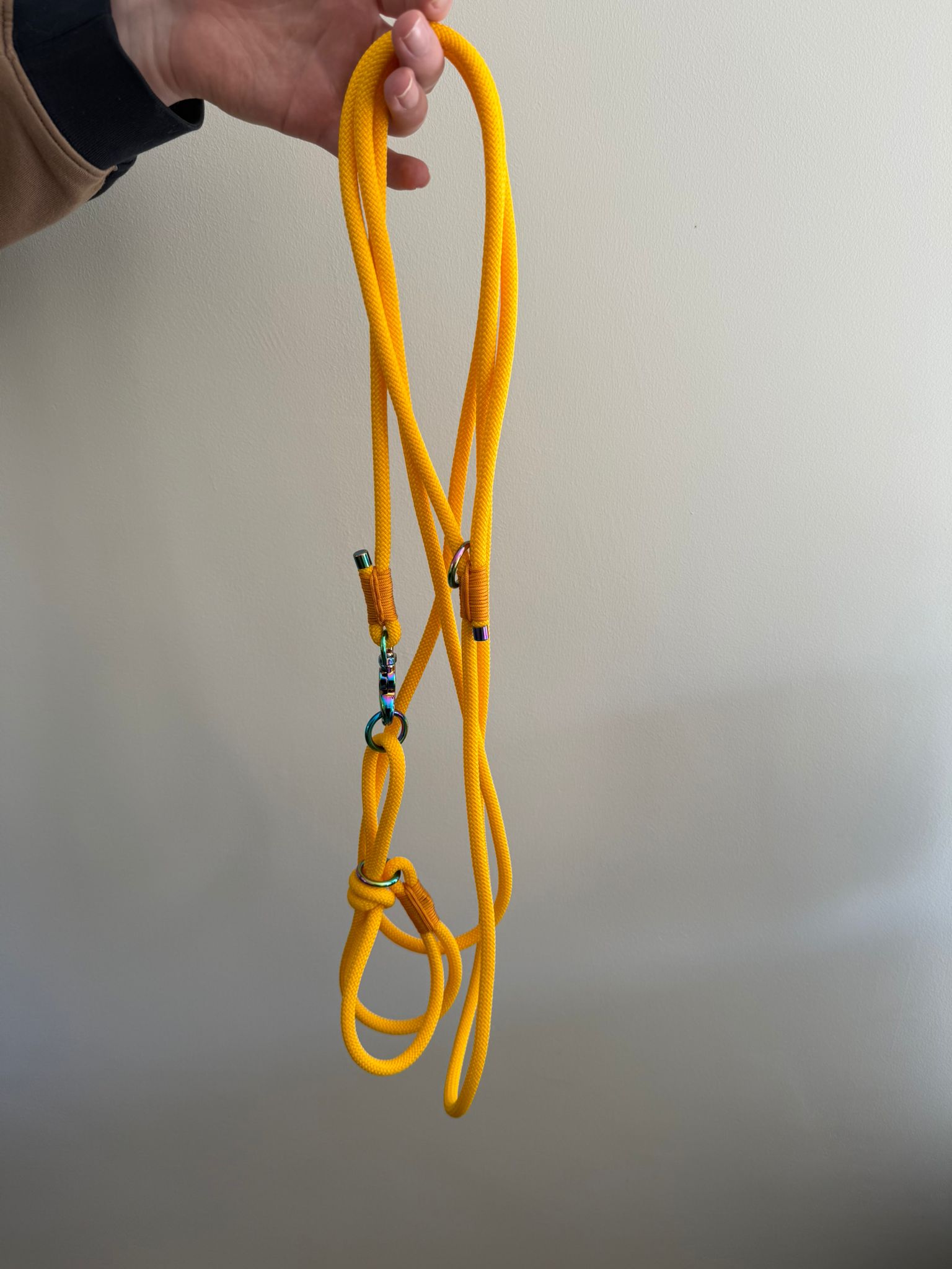 De product foto voor Paracord halsband chrome/geel/oker